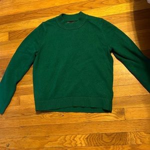 Banana Republic Women’s M green sweater